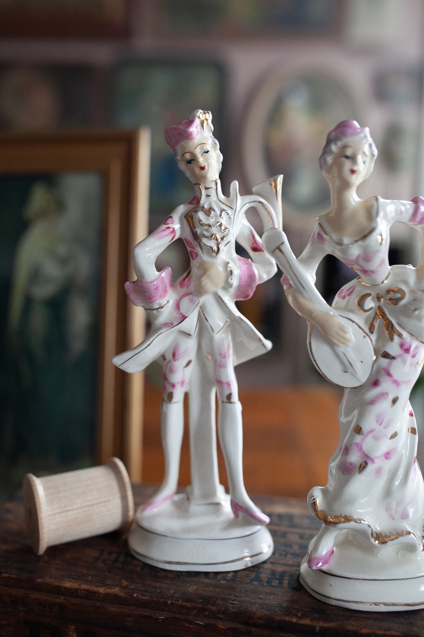 Vintage Couple- Atlas Made in Japan - Pink Figurines -Musicians - Porcelain Figurines