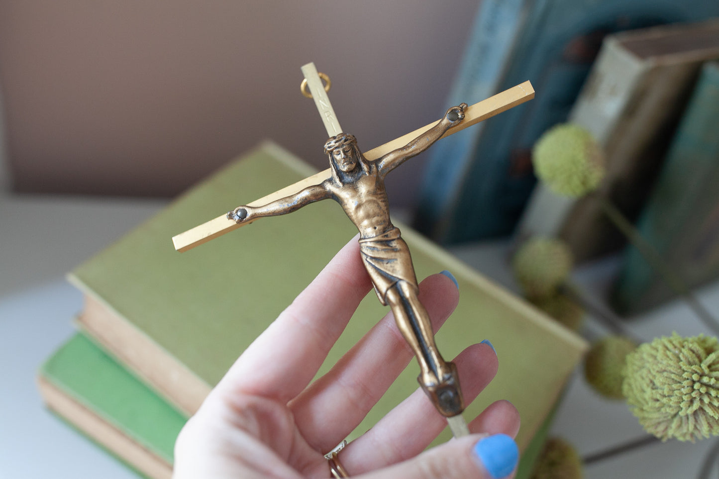 Vintage Crucifix -Gold Crucifix