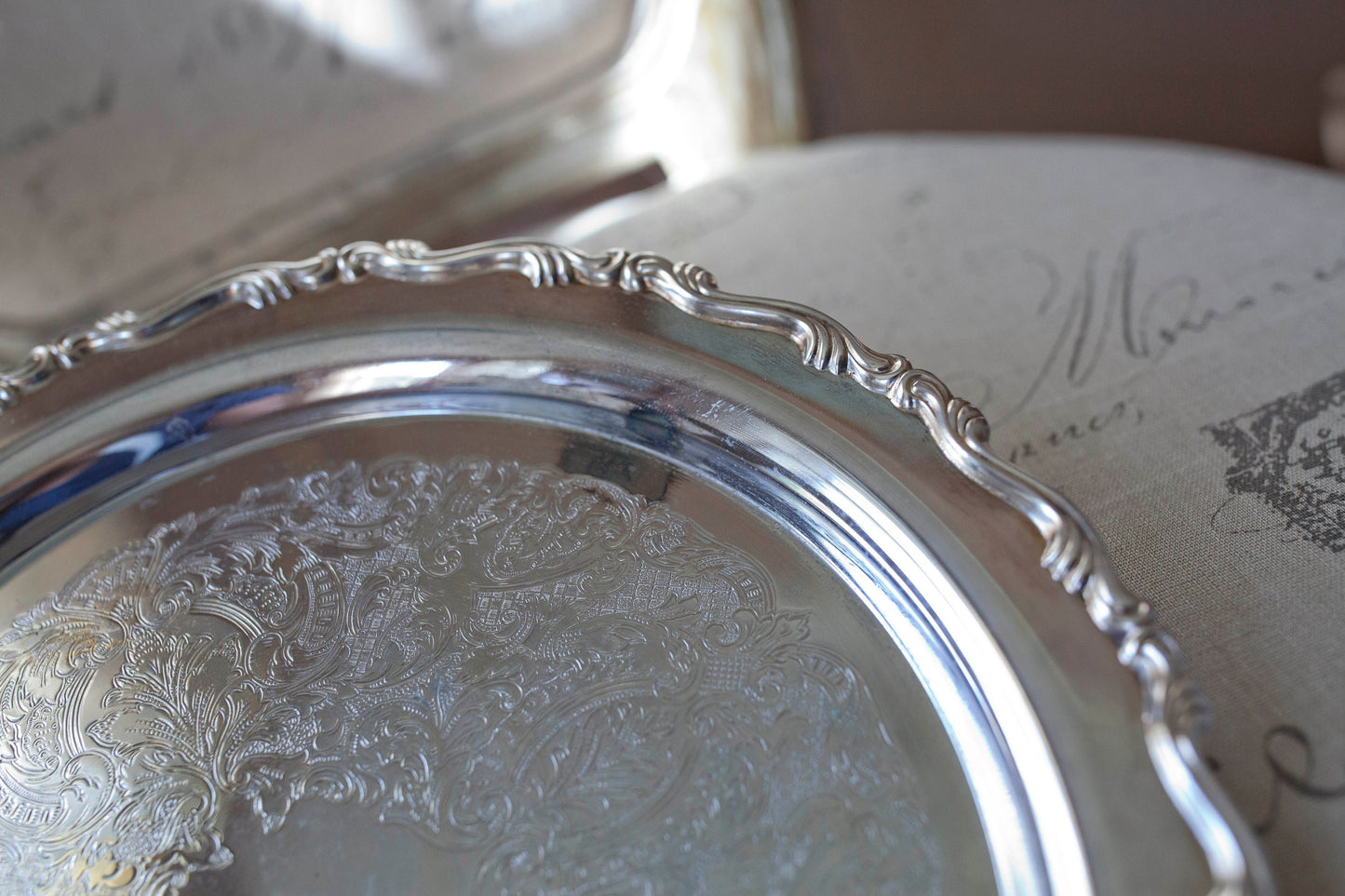 Vintage Silver Plate and Glass Serving Tray by Oneida with Glass Insert with Five Divides , 1970s Oneida